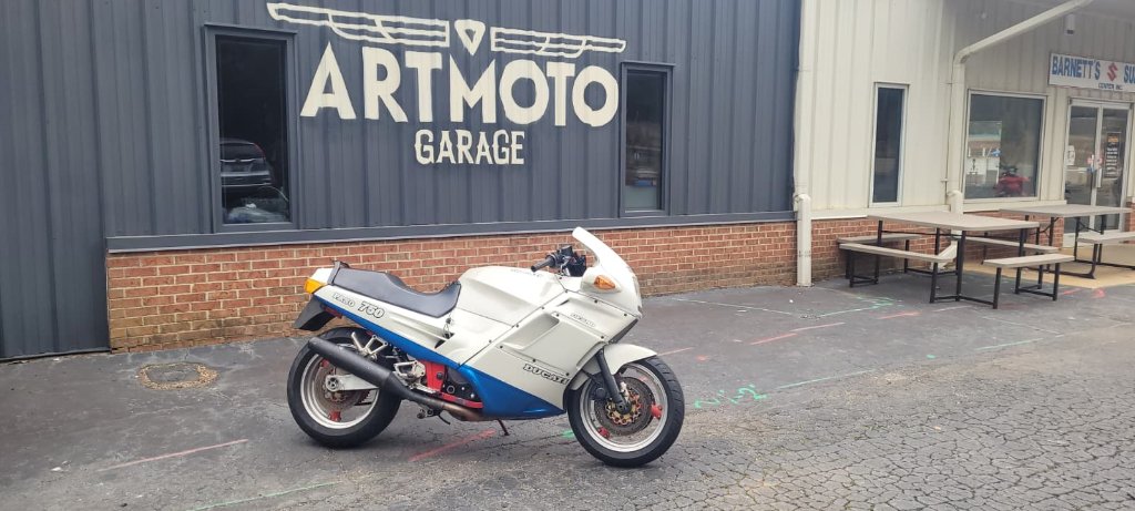 Paso at ArtMoto.jpeg